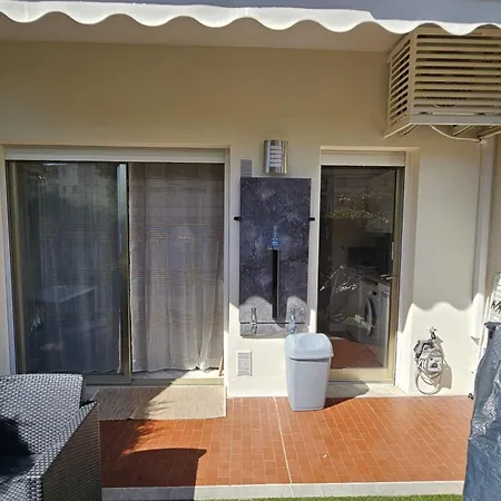 Bright With Terrace In Apartament Cannes